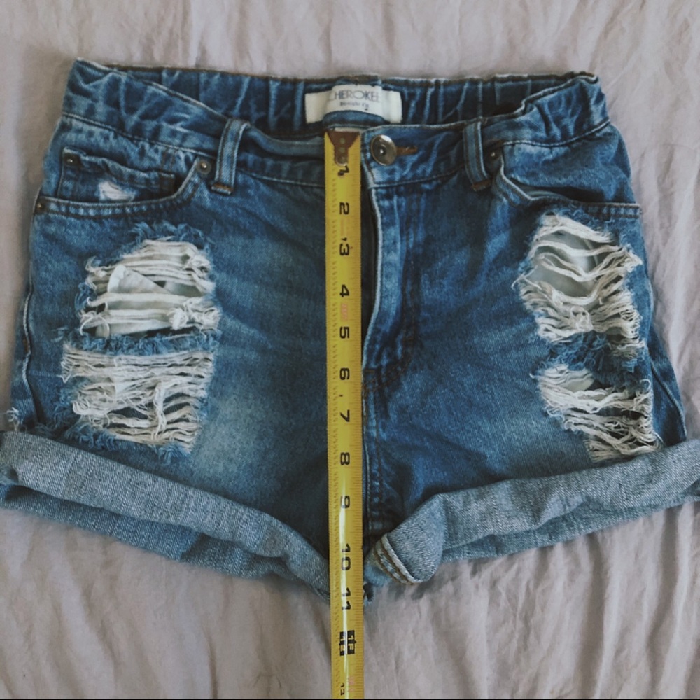High Waisted Ripped Shorts - Picture 2 of 6